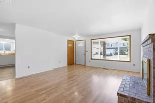 21635 SW Gary Ln, Beaverton, OR 97003 - Photo 8
