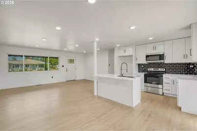 18010 SE Stephens St, Portland, OR 97233 - Photo 18