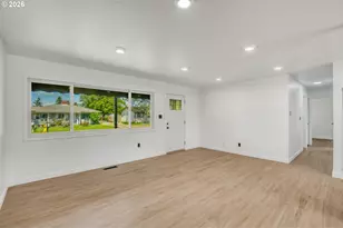 18010 SE Stephens St, Portland, OR 97233 - Photo 14