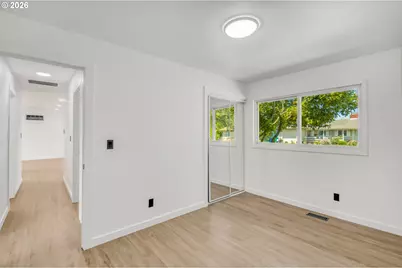 18010 SE Stephens St, Portland, OR 97233 - Photo 26