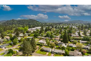 18010 SE Stephens St, Portland, OR 97233 - Photo 4