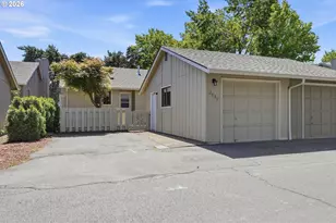 2986 SE Bluebird Dr, Hillsboro, OR 97123 - Photo 34