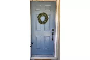 2986 SE Bluebird Dr, Hillsboro, OR 97123 - Photo 2