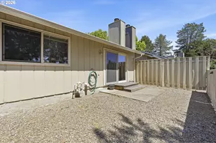 2986 SE Bluebird Dr, Hillsboro, OR 97123 - Photo 28