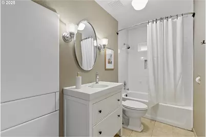 10945 SW 61st Ave, Portland, OR 97219 - Photo 32