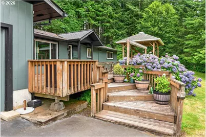 29027 Woodward Ln, Rainier, OR 97048 - Photo 4