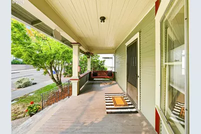 810 Center St, Oregon City, OR 97045 - Photo 6