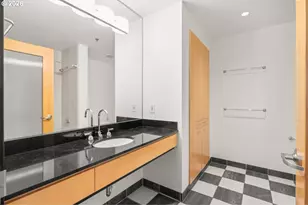 420 NW 11th Ave, Portland, OR 97209 - Photo 32