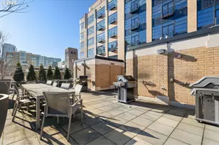 420 NW 11th Ave, Portland, OR 97209 - Photo 44