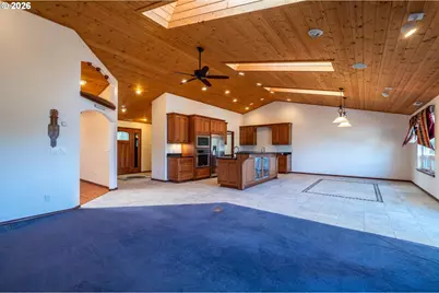 277 10th St SE, Bandon, OR 97411 - Photo 14