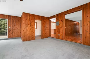 111 NE 194th Ave, Portland, OR 97230 - Photo 10