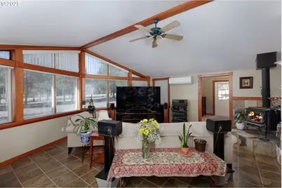 355 Tamarack, Goldendale, WA 98620 - Photo 8