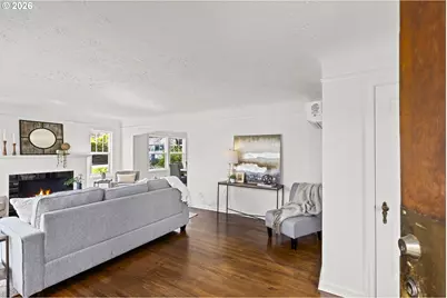 1224 NE Roselawn St, Portland, OR 97211 - Photo 4