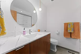 1360 SW 19th Dr, Gresham, OR 97080 - Photo 30