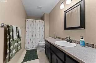 1360 SW 19th Dr, Gresham, OR 97080 - Photo 40