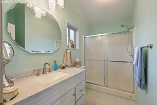 281 Heavenly Ct, Sutherlin, OR 97479 - Photo 10