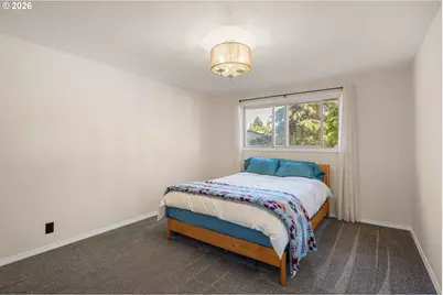 1015 Saville Ave, Eugene, OR 97404 - Photo 12