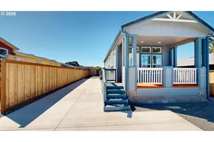 94112 4th St, Gold Beach, OR 97444 - Photo 2