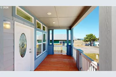 94112 4th St, Gold Beach, OR 97444 - Photo 4