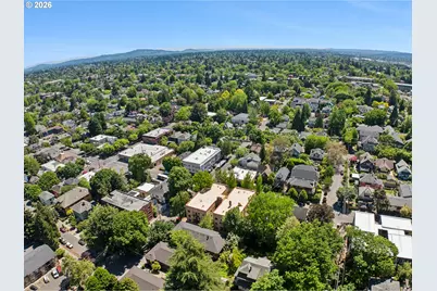 2829 SE Belmont St #308, Portland, OR 97214 - Photo 24