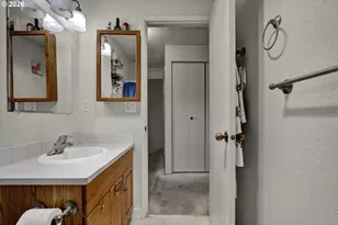 4427 Fox Hollow Rd, Eugene, OR 97405 - Photo 18