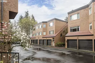 48 Oswego Summit, Lake Oswego, OR 97035 - Photo 2