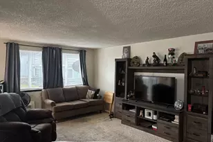 885 NE Sunset St, Roseburg, OR 97470 - Photo 6