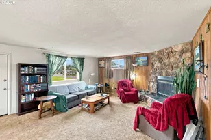851 Greenwood Ave, Reedsport, OR 97467 - Photo 6