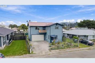 851 Greenwood Ave, Reedsport, OR 97467 - Photo 2