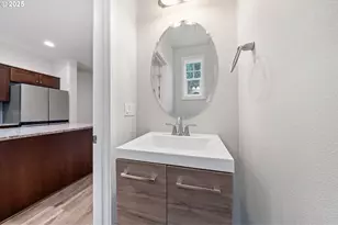 172 NE 79th Ave, Hillsboro, OR 97006 - Photo 16