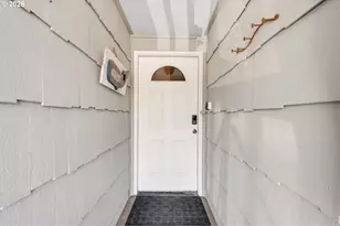 137 S Pacific St, Rockaway Beach, OR 97136 - Photo 6