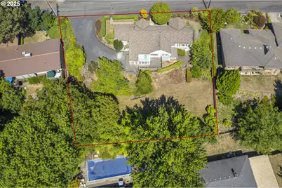 9420 NE Sacramento St, Portland, OR 97220 - Photo 4