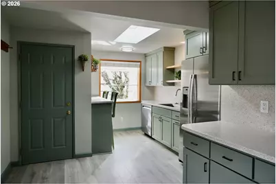 4005 S F St, Springfield, OR 97478 - Photo 8