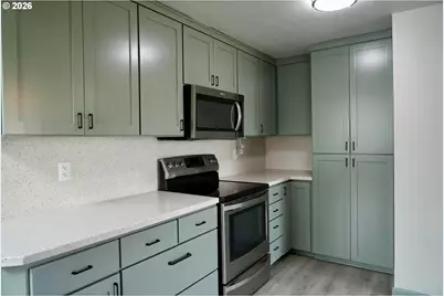 4005 S F St, Springfield, OR 97478 - Photo 10