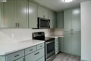 4005 S F St, Springfield, OR 97478 - Photo 10