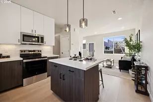 1722 SE Sherrett St, Portland, OR 97202 - Photo 10