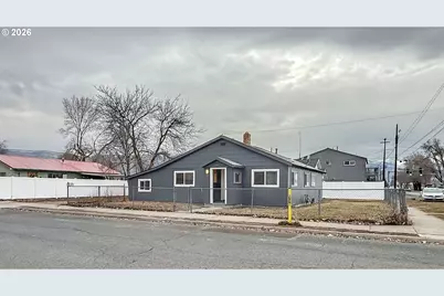 2475 9th St, Baker City, OR 97814 - Photo 2