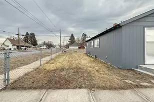 2475 9th St, Baker City, OR 97814 - Photo 48