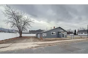 2475 9th St, Baker City, OR 97814 - Photo 1