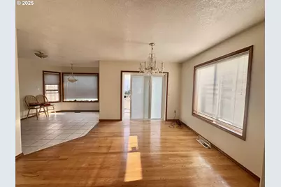 7212 SE Terrace Trails Dr, Portland, OR 97266 - Photo 10