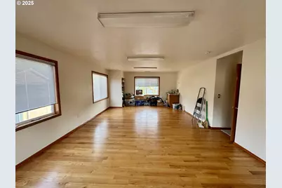 7212 SE Terrace Trails Dr, Portland, OR 97266 - Photo 20