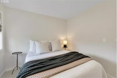 2206 N Thorne St, Newberg, OR 97132 - Photo 24