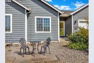 42465 Dale Ln, Astoria, OR 97103 - Photo 2