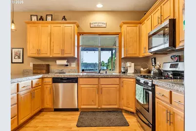 42465 Dale Ln, Astoria, OR 97103 - Photo 10