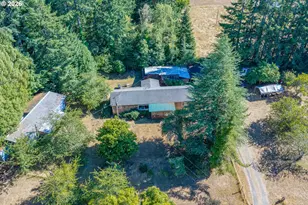 94714 Conklin Meadow Ln, Broadbent, OR 97414 - Photo 2
