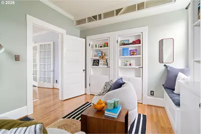 124 NE 18th Ave, Portland, OR 97232 - Photo 14