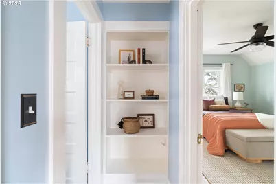 124 NE 18th Ave, Portland, OR 97232 - Photo 26