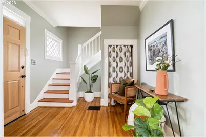 124 NE 18th Ave, Portland, OR 97232 - Photo 4