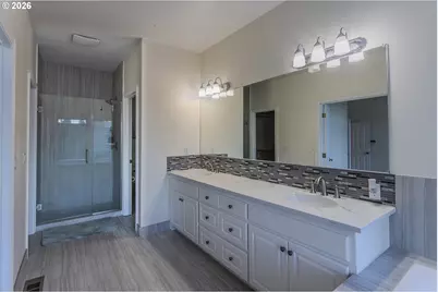 10520 SE Isaac Dr, Happy Valley, OR 97086 - Photo 14