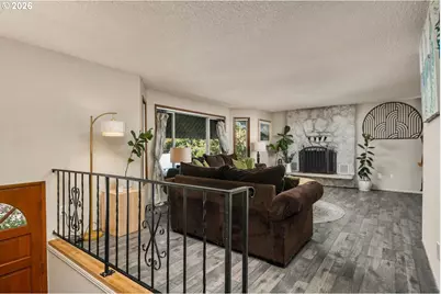4574 SE 85th Ave, Portland, OR 97266 - Photo 4